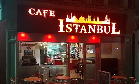Черкесск стамбул. Кафе Истамбул. Истанбул кафе. Стамбульские кафе. Стамбул Серпухов.